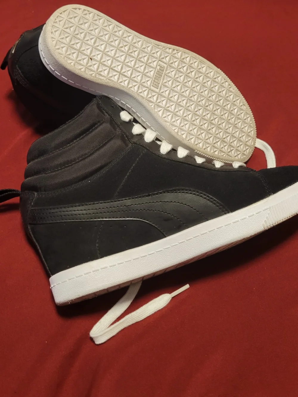 Puma Men’s Black High-Top Sneakers with White Laces
